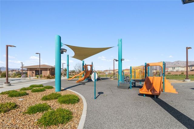 6929 Toll Mountain Street, North Las Vegas, NV 89086