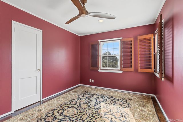 110 Tappan Landing Road, Tarrytown, NY 10591