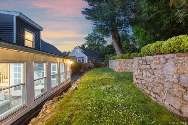 110 Tappan Landing Road, Tarrytown, NY 10591