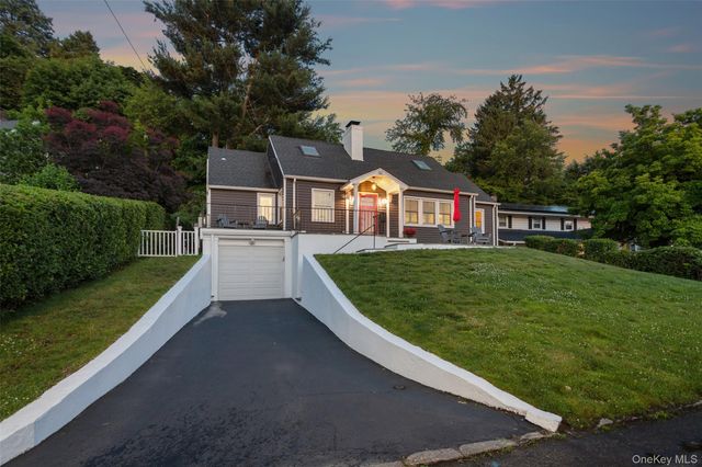 110 Tappan Landing Road, Tarrytown, NY 10591