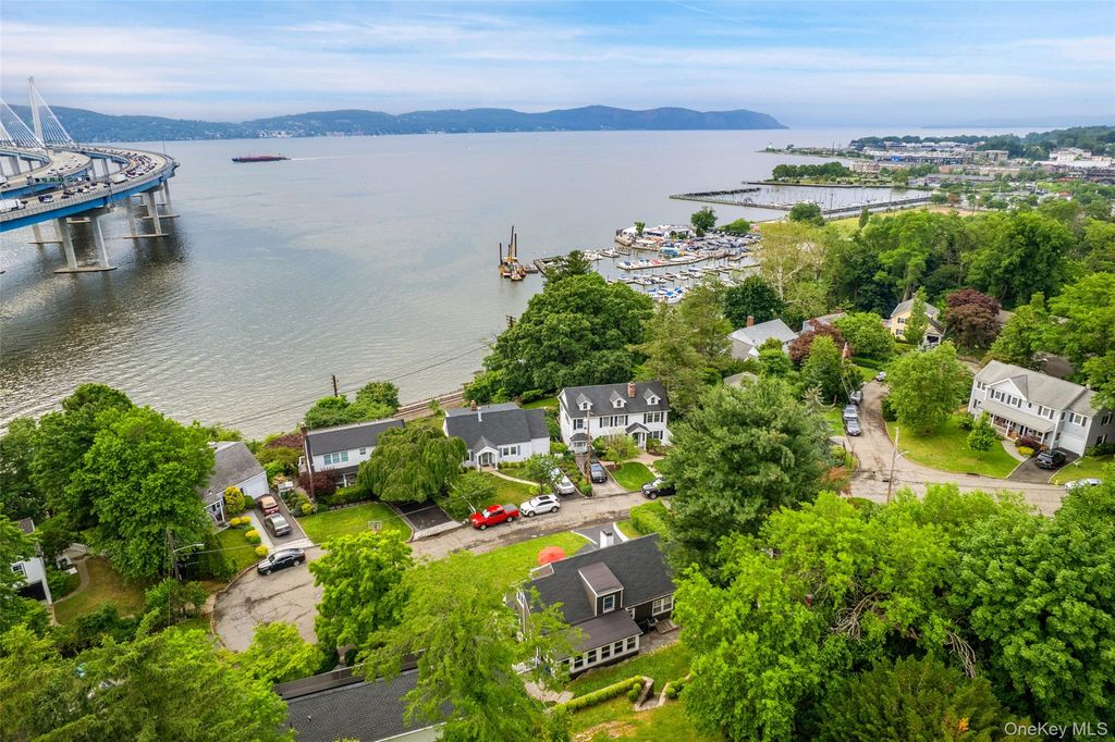 110 Tappan Landing Road, Tarrytown, NY 10591 — photo 2