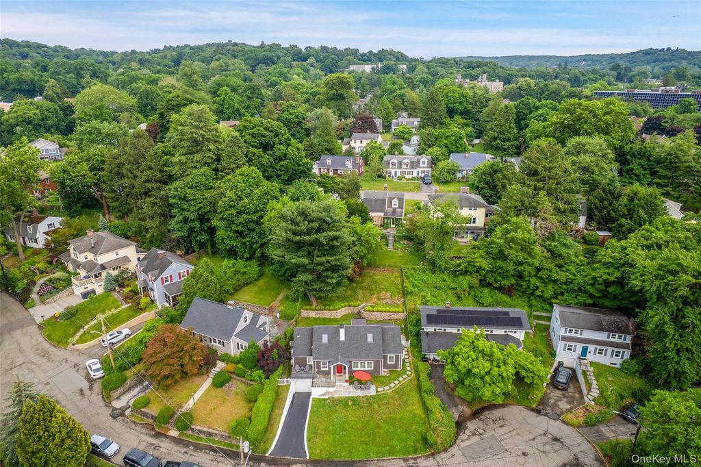 110 Tappan Landing Road, Tarrytown, NY 10591 — photo 3