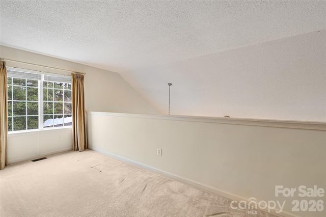 30 Grist Mill Drive, Hendersonville, NC 28739