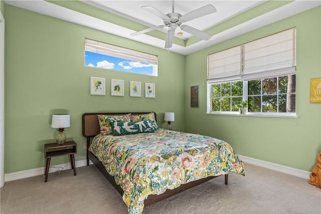 4207 Diamond Square, Vero Beach, FL 32967