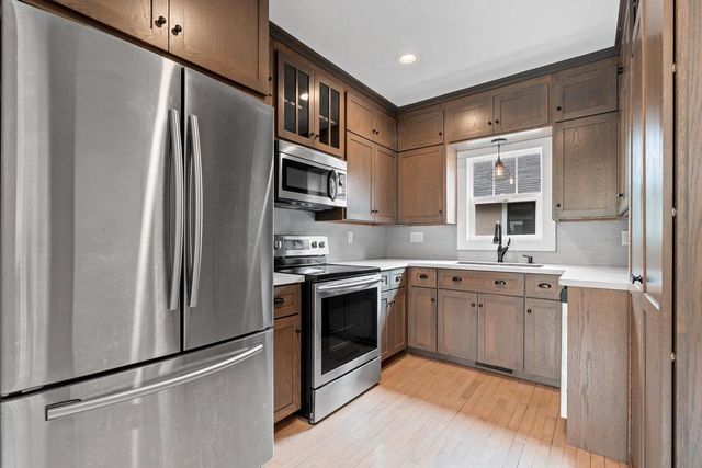 622 N SAMPSON STREET, Appleton, WI 54911