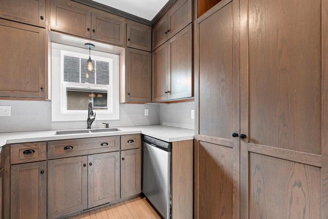622 N SAMPSON STREET, Appleton, WI 54911