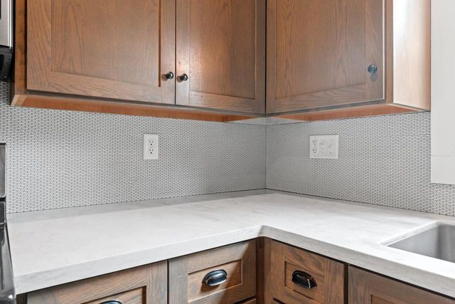 622 N SAMPSON STREET, Appleton, WI 54911