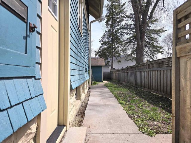 622 N SAMPSON STREET, Appleton, WI 54911