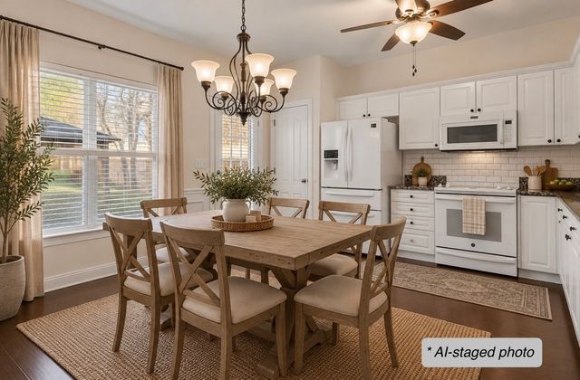 7020 Bridgeport Dr, Nashville, TN 37221