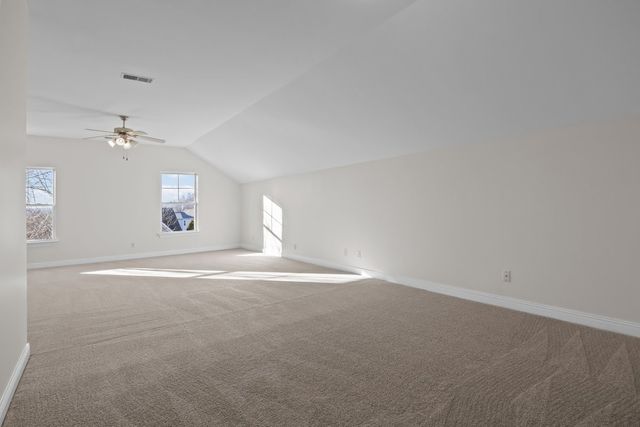 7020 Bridgeport Dr, Nashville, TN 37221