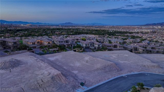 22 Mountain View Drive, Las Vegas, NV 89141