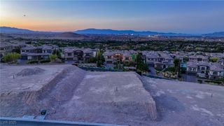 22 Mountain View Drive, Las Vegas, NV 89141