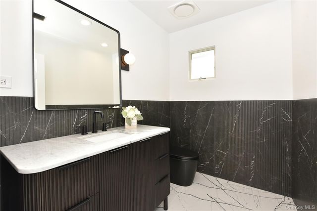 85-35 Midland Parkway, Jamaica Estates, NY 11432