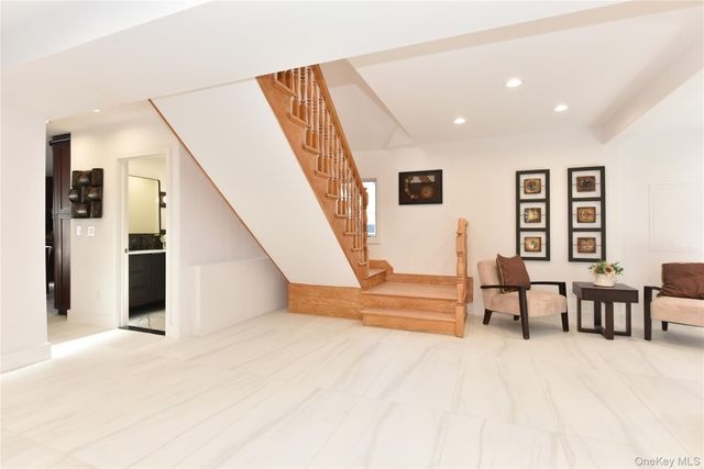 85-35 Midland Parkway, Jamaica Estates, NY 11432