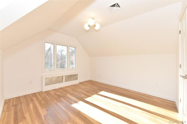 85-35 Midland Parkway, Jamaica Estates, NY 11432