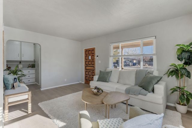 2701 Bel Air Drive NE, Albuquerque, NM 87110