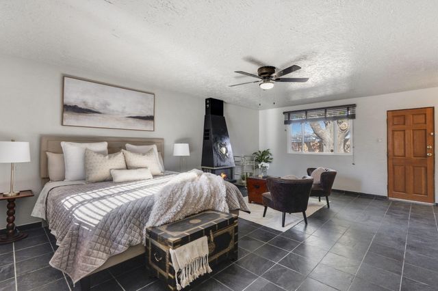 2701 Bel Air Drive NE, Albuquerque, NM 87110