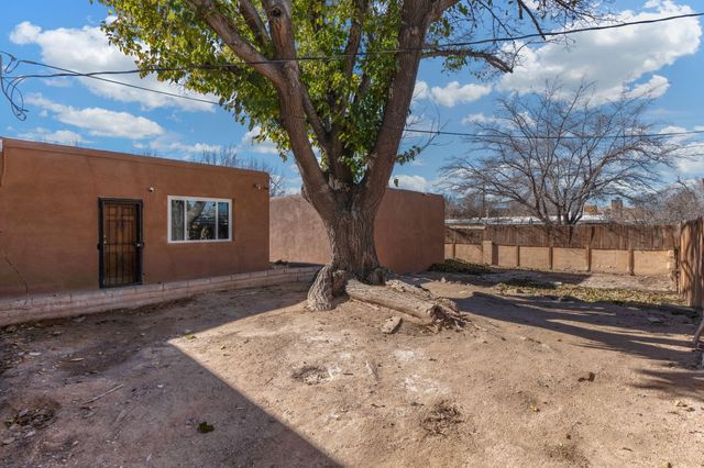 2701 Bel Air Drive NE, Albuquerque, NM 87110
