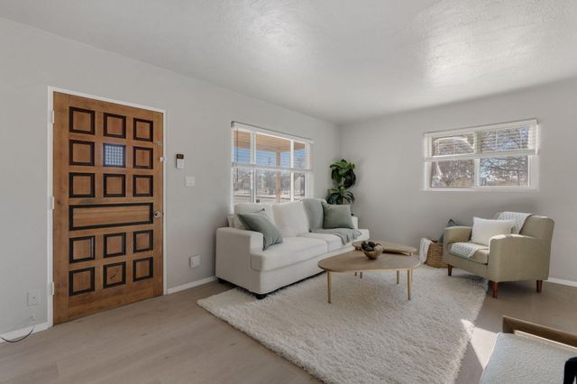 2701 Bel Air Drive NE, Albuquerque, NM 87110