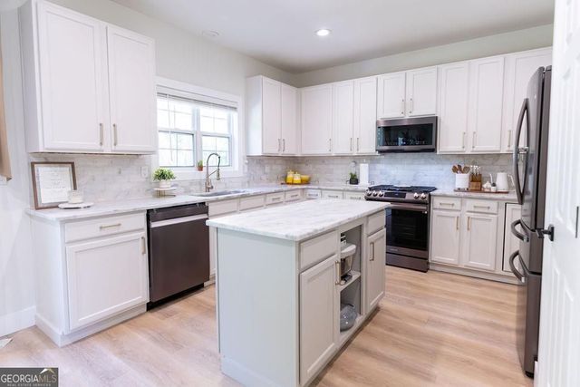 3360 Palm Circle, Kennesaw, GA 30144