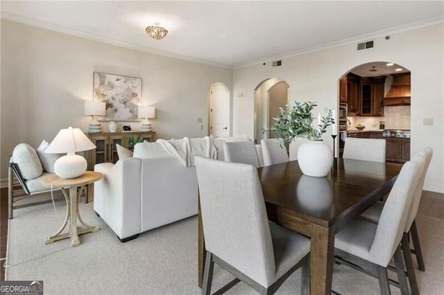 2233 Peachtree Road NE 503, Atlanta, GA 30309