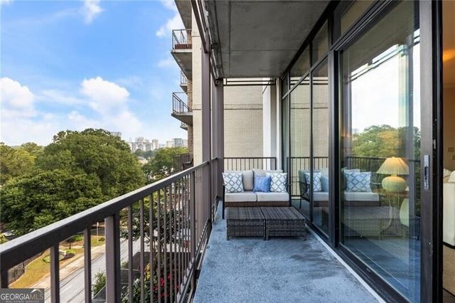 2233 Peachtree Road NE 503, Atlanta, GA 30309