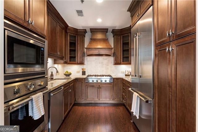 2233 Peachtree Road NE 503, Atlanta, GA 30309