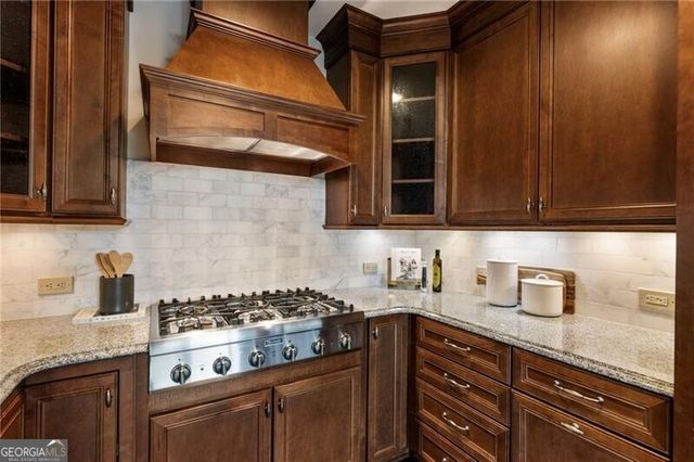 2233 Peachtree Road NE 503, Atlanta, GA 30309