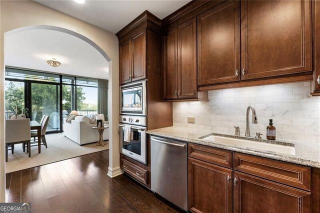 2233 Peachtree Road NE 503, Atlanta, GA 30309