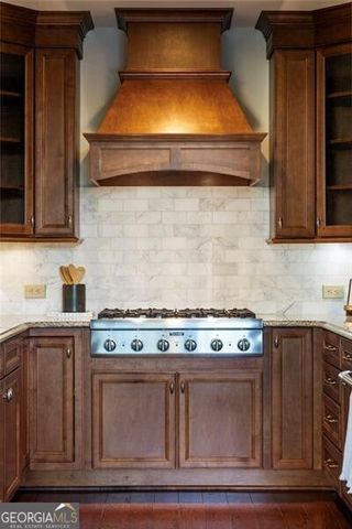 2233 Peachtree Road NE 503, Atlanta, GA 30309