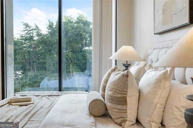 2233 Peachtree Road NE 503, Atlanta, GA 30309