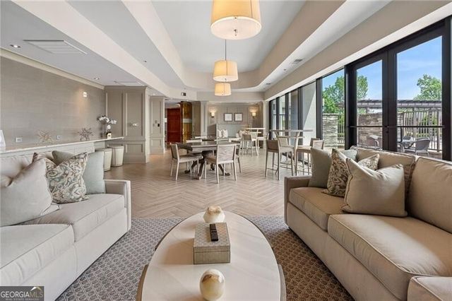 2233 Peachtree Road NE 503, Atlanta, GA 30309