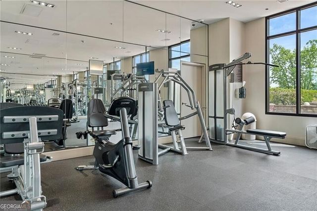 2233 Peachtree Road NE 503, Atlanta, GA 30309