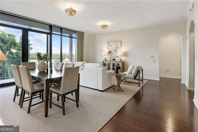 2233 Peachtree Road NE 503, Atlanta, GA 30309