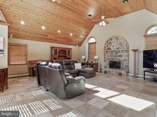 820 WINDSOR ROAD, Cumberland, MD 21502