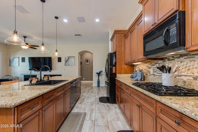 7718 N 84TH Lane, Glendale, AZ 85305