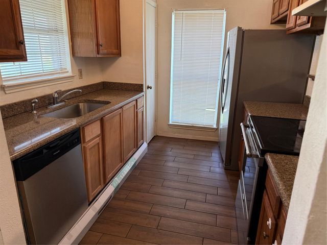 801 Colchester Drive, Mesquite, TX 75149