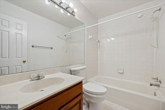 42 TINDAL SPRINGS CT, Montgomery Village, MD 20886