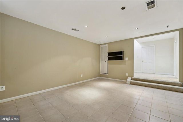 42 TINDAL SPRINGS CT, Montgomery Village, MD 20886