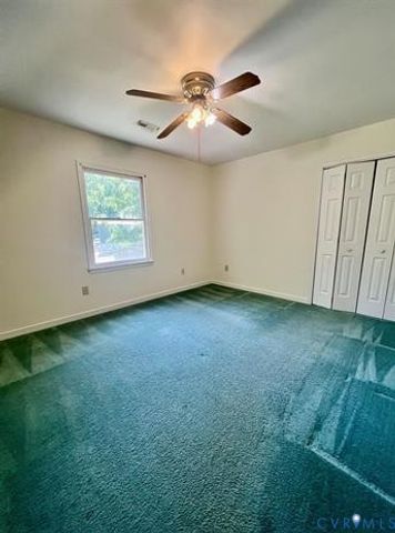 7719 Kentucky Derby Dr, Midlothian, VA 23112