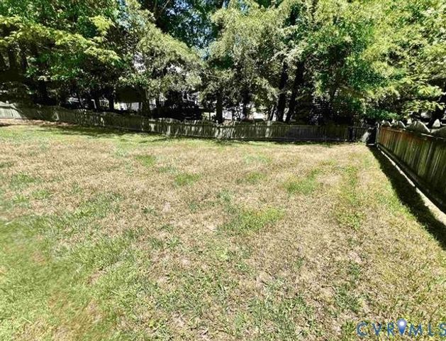 7719 Kentucky Derby Dr, Midlothian, VA 23112