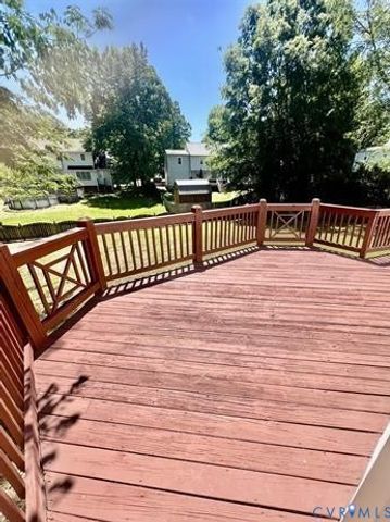 7719 Kentucky Derby Dr, Midlothian, VA 23112