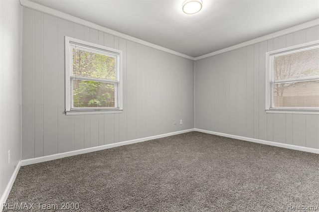 7322 Fenton Street, Dearborn Heights, MI 48127