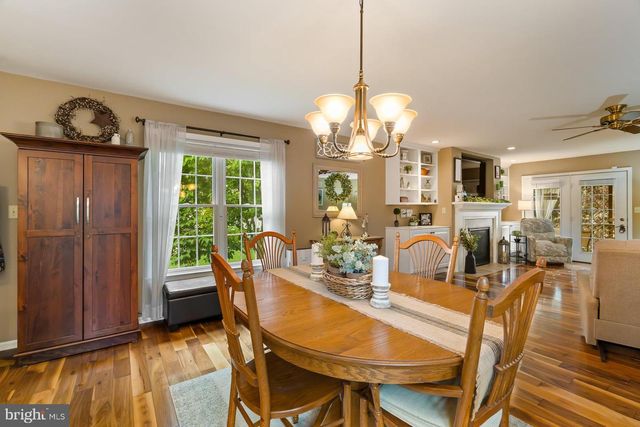 228 N DUKE ST, Hummelstown, PA 17036