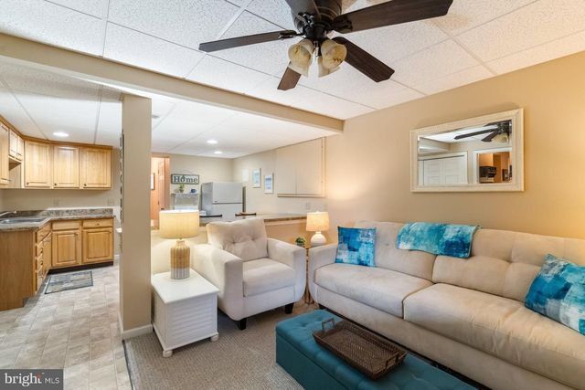 228 N DUKE ST, Hummelstown, PA 17036