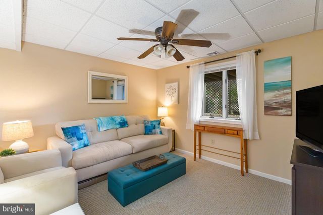 228 N DUKE ST, Hummelstown, PA 17036
