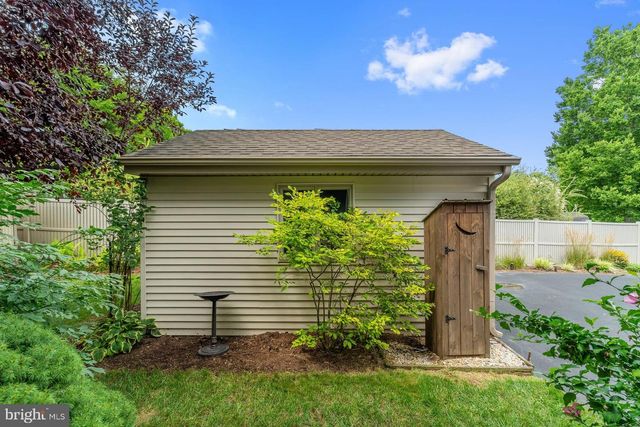 228 N DUKE ST, Hummelstown, PA 17036