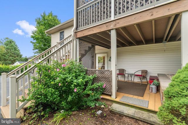 228 N DUKE ST, Hummelstown, PA 17036