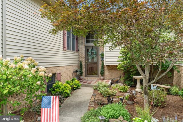 228 N DUKE ST, Hummelstown, PA 17036