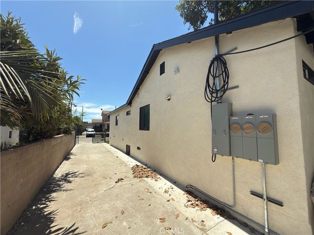 1645 E 50th, Los Angeles, CA 90011